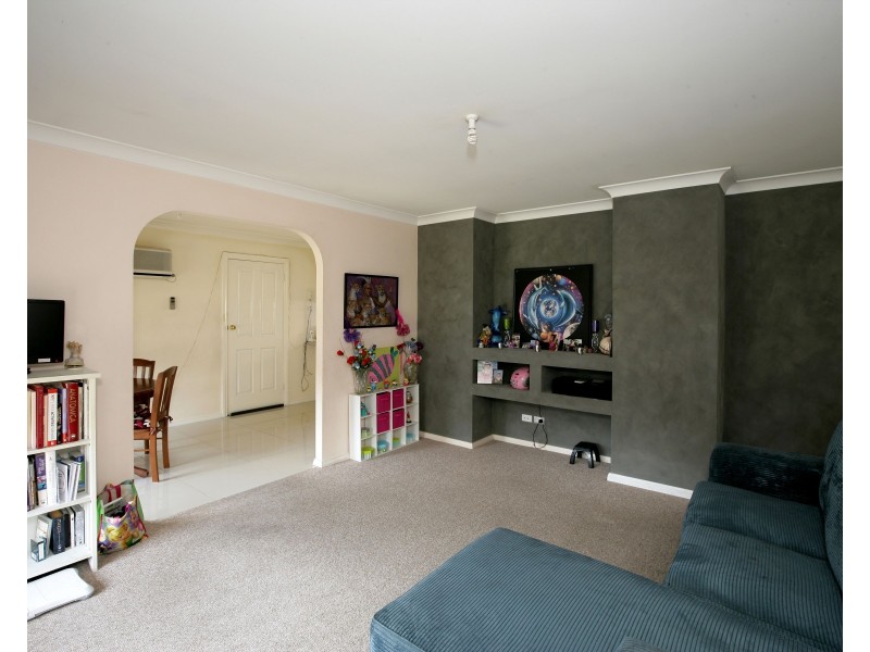 2/2 Honeysuckle Place, Lake Albert NSW 2650