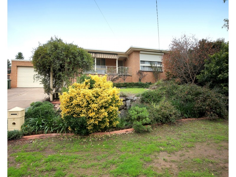 3 Mimosa Drive, Mount Austin NSW 2650