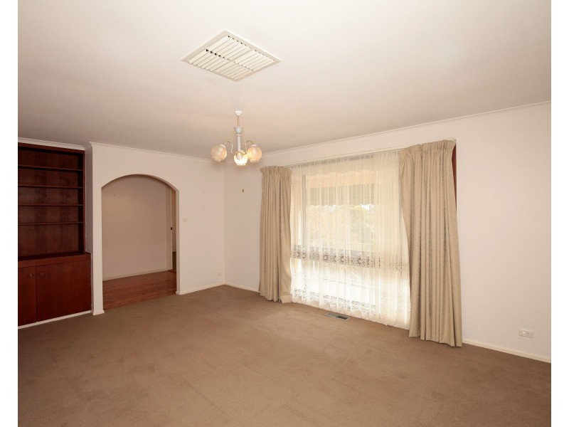 3 Mimosa Drive, Mount Austin NSW 2650