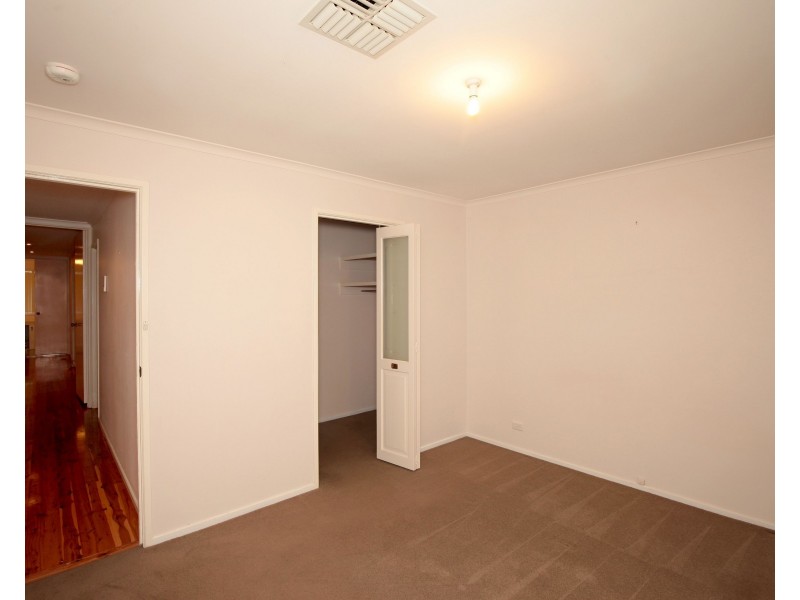 3 Mimosa Drive, Mount Austin NSW 2650