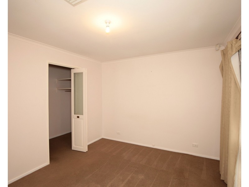 3 Mimosa Drive, Mount Austin NSW 2650