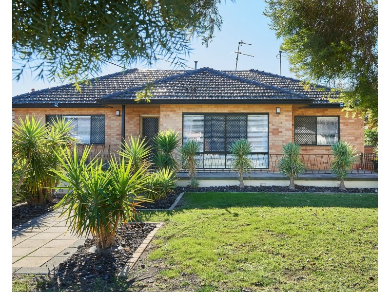 3 Anne Street, Tolland NSW 2650