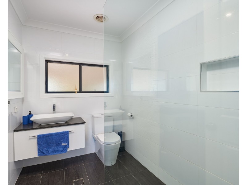 3 Anne Street, Tolland NSW 2650