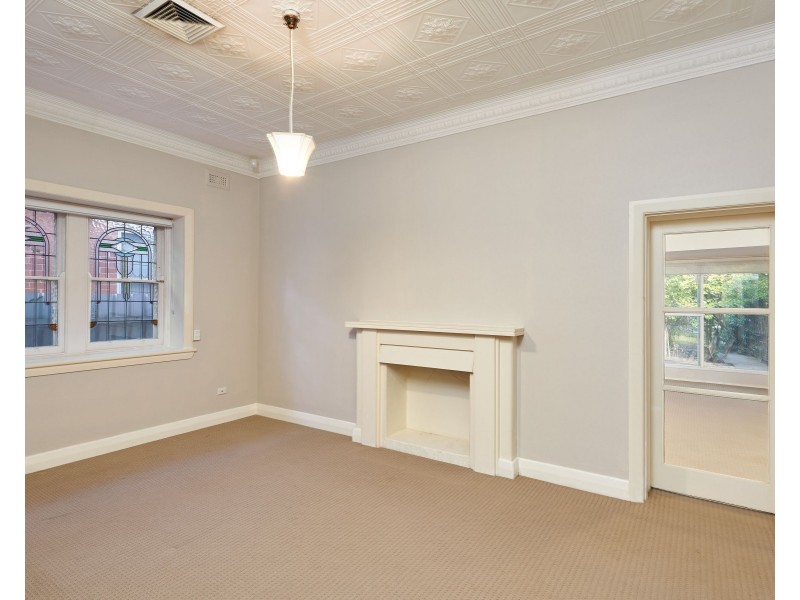 34 The Esplanade, Wagga Wagga NSW 2650