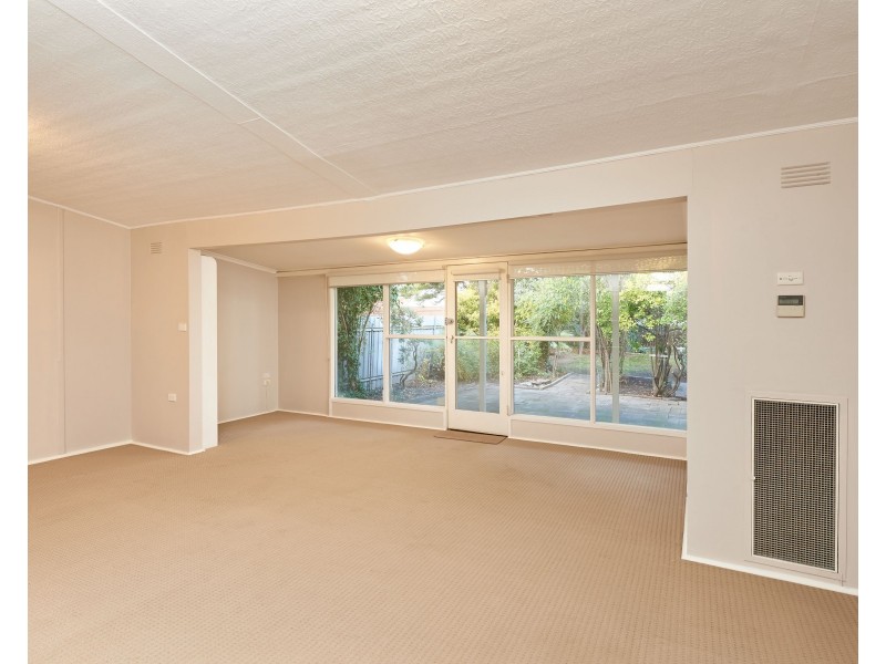 34 The Esplanade, Wagga Wagga NSW 2650