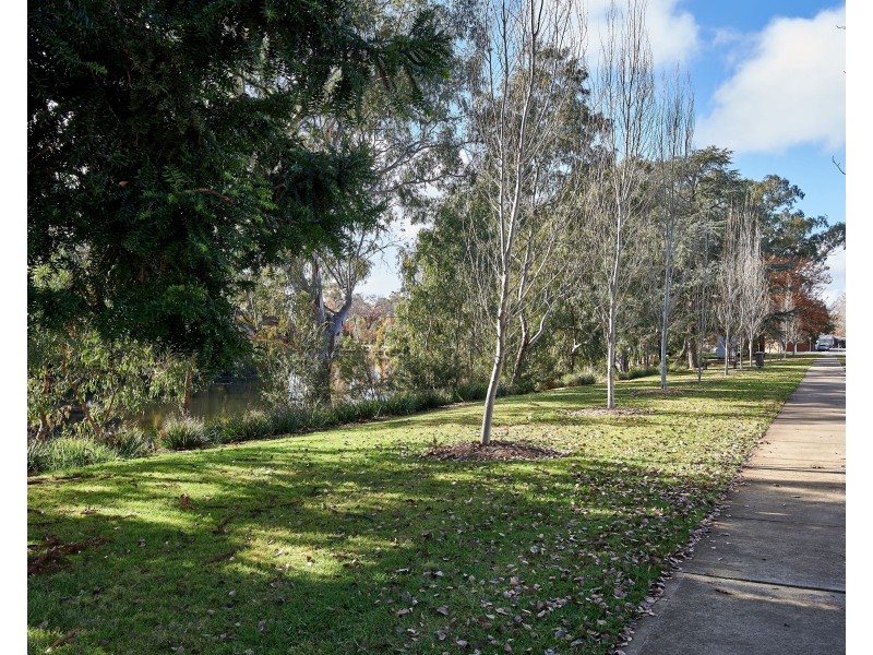 34 The Esplanade, Wagga Wagga NSW 2650