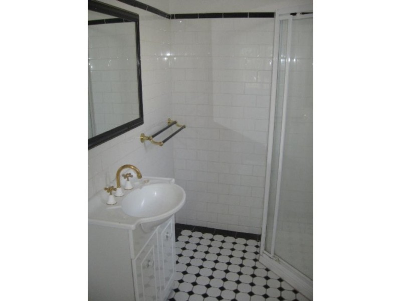 77 Tarcutta Street, Wagga Wagga NSW 2650