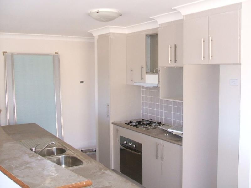 54 Avocet Drive, Estella NSW 2650