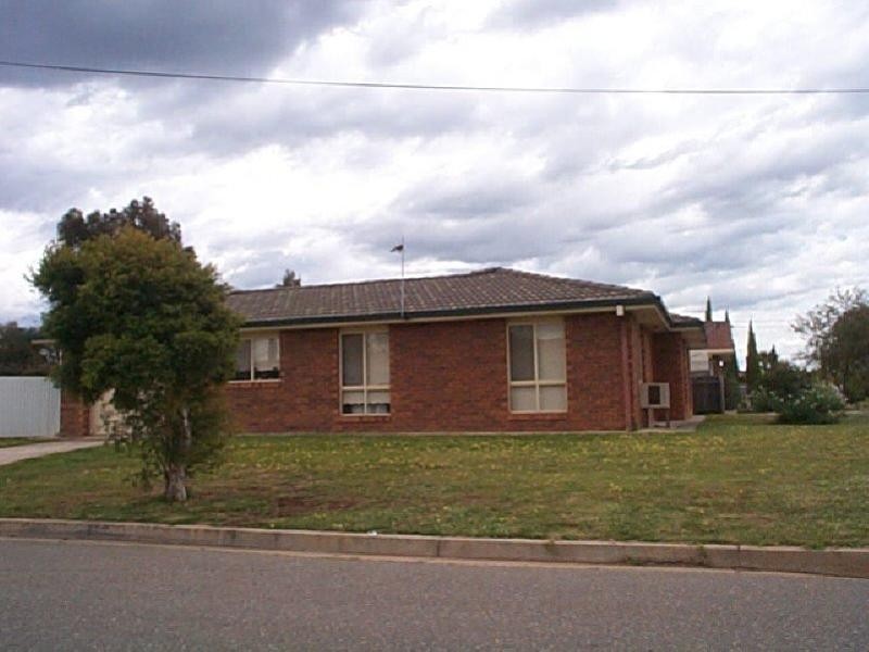 Lake Albert NSW 2650