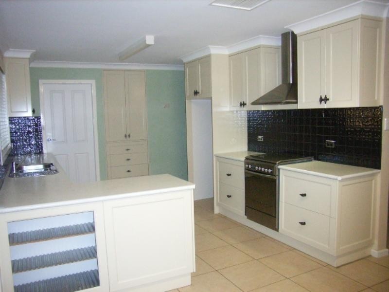 Lake Albert NSW 2650