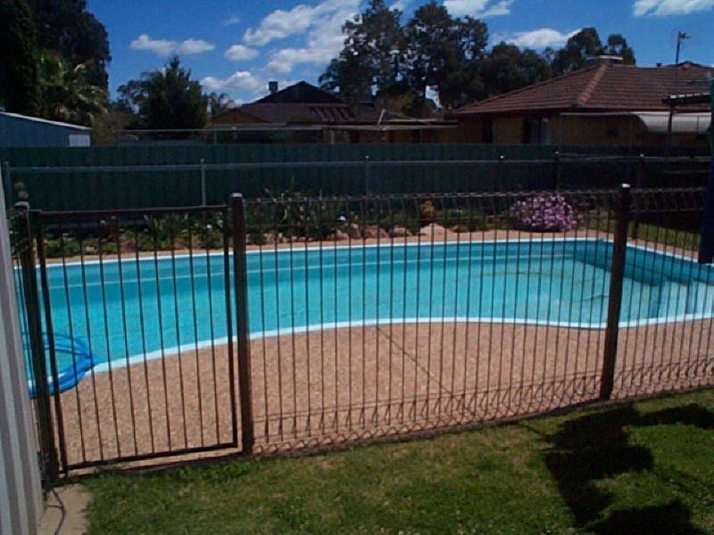 Lake Albert NSW 2650