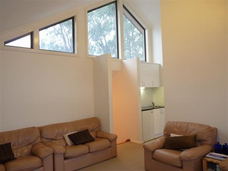 1 Cowabbie Street, Coolamon NSW 2701