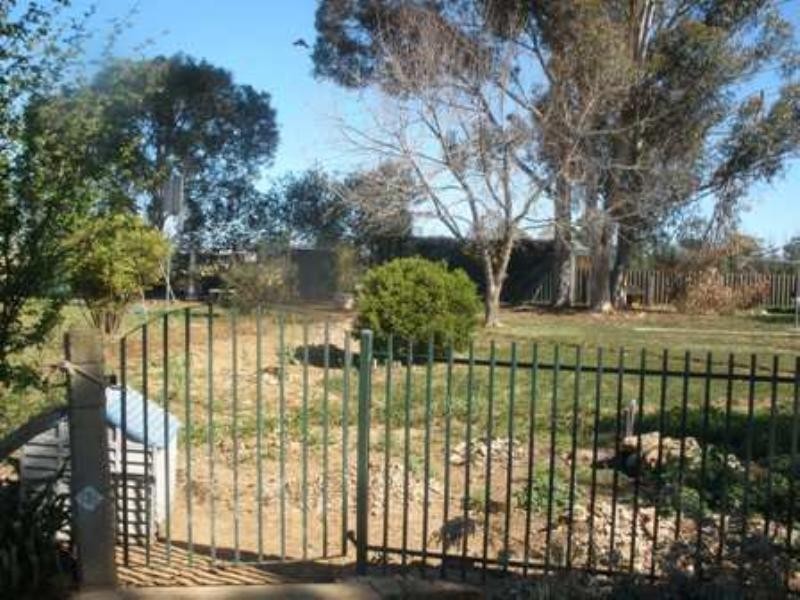 Lake Albert NSW 2650