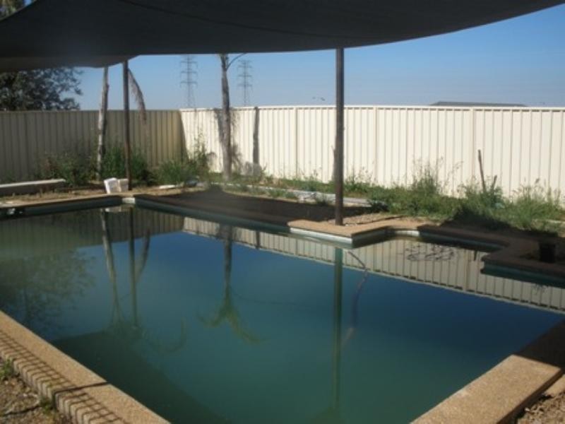 Lake Albert NSW 2650