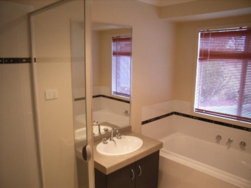 Forest Hill NSW 2651