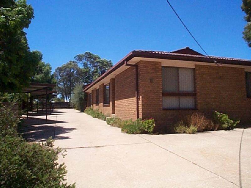 2/21 Brunskill Avenue, Forest Hill NSW 2651