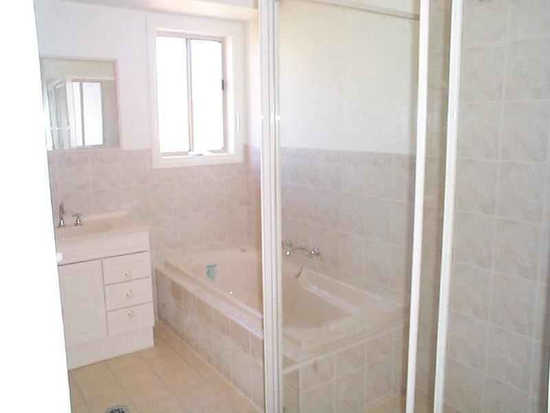 1/17 Wilgoma Street, Bourkelands NSW 2650