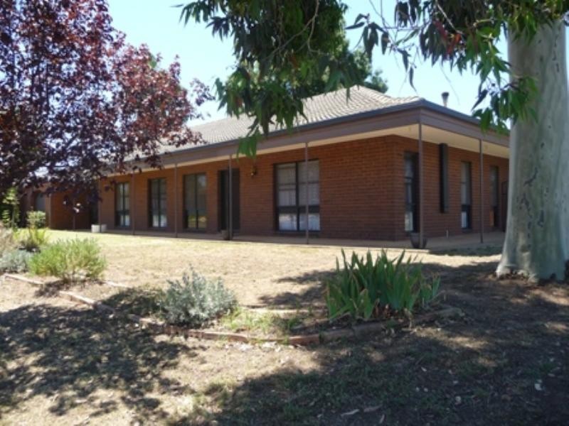 Lake Albert NSW 2650