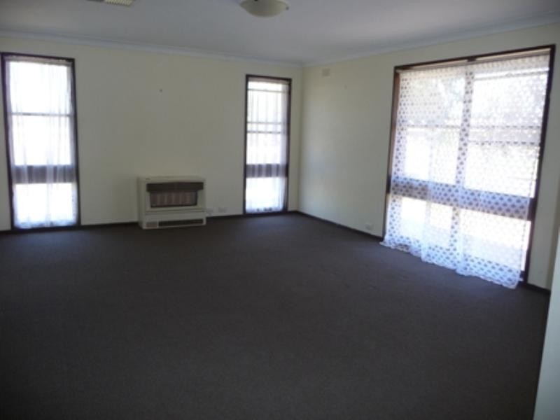 Lake Albert NSW 2650