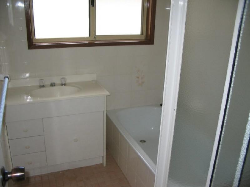 Glenfield Park NSW 2650