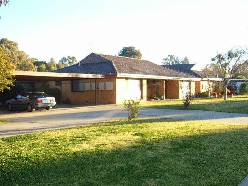 Lake Albert NSW 2650