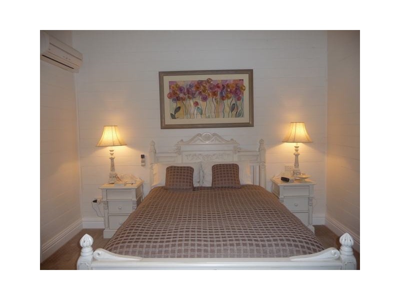 49 Douglas Street, Narrandera NSW 2700