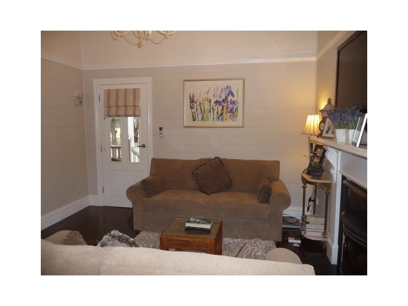 49 Douglas Street, Narrandera NSW 2700