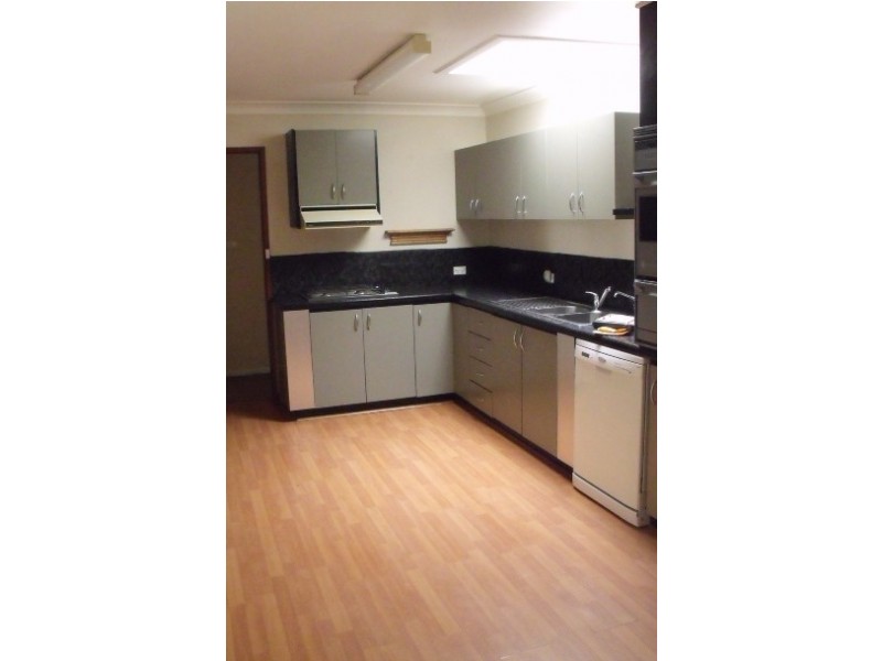 20 Elizabeth Avenue, Forest Hill NSW 2651