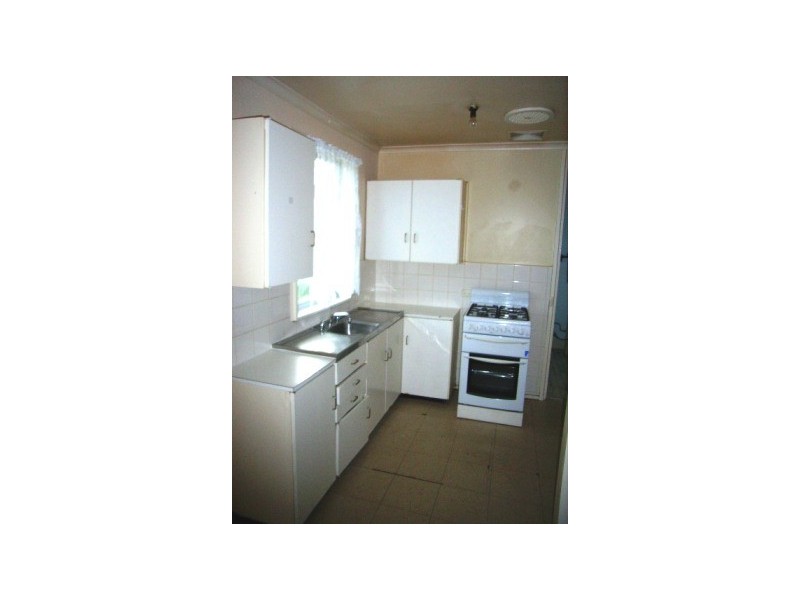 42 Blakemore Street, Ashmont NSW 2650