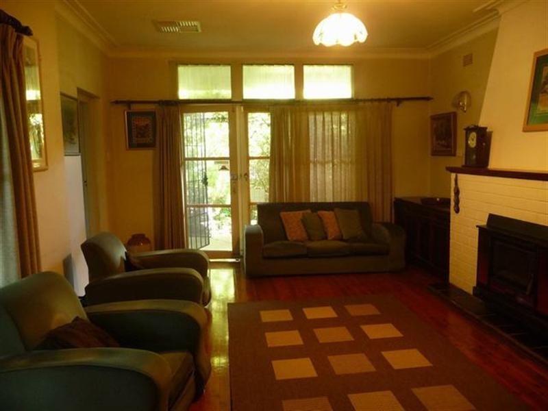 169 Lake Albert Road, Kooringal NSW 2650