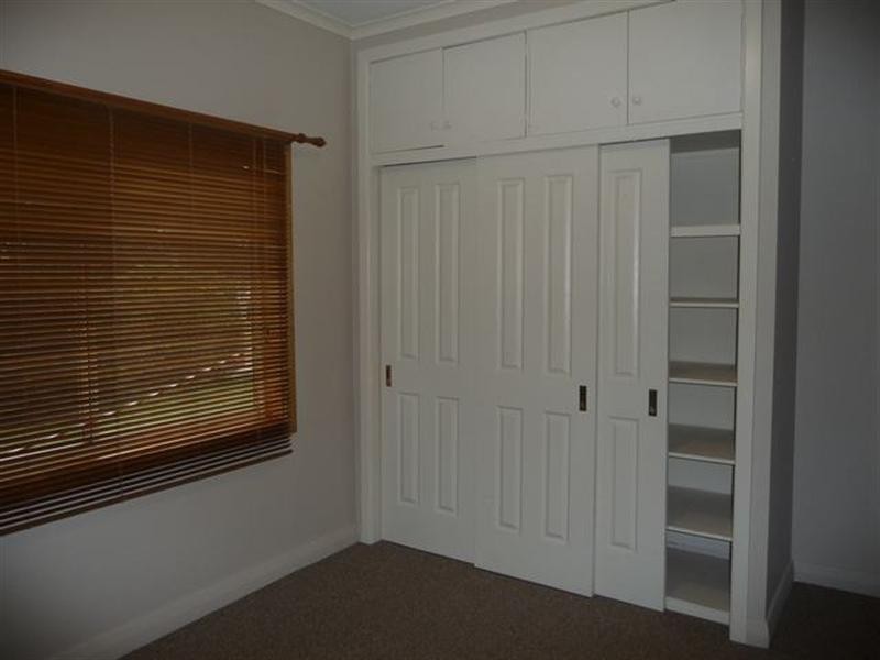 122 Fernleigh Road, Mount Austin NSW 2650