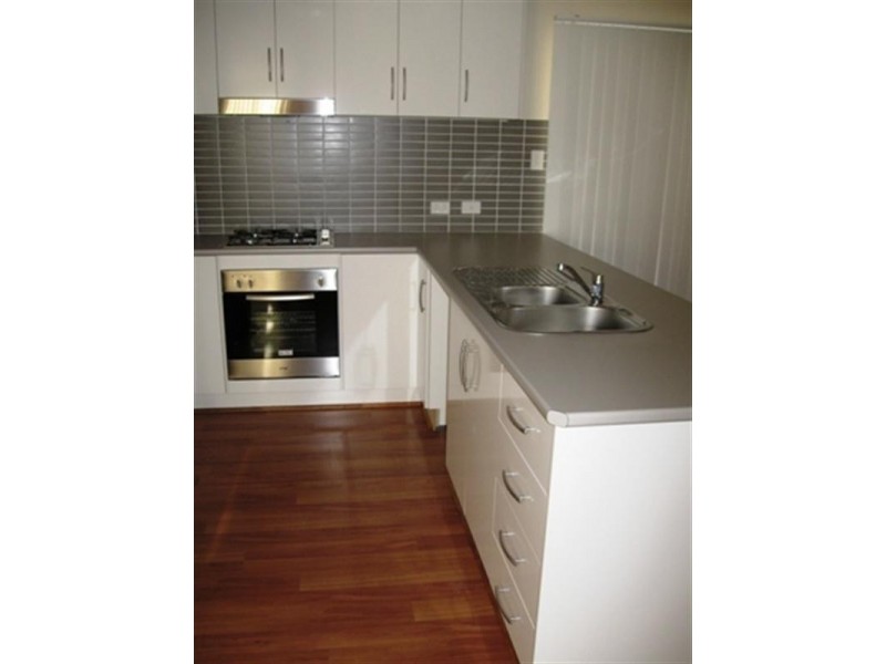 7 Yulong Street, Glenfield Park NSW 2650