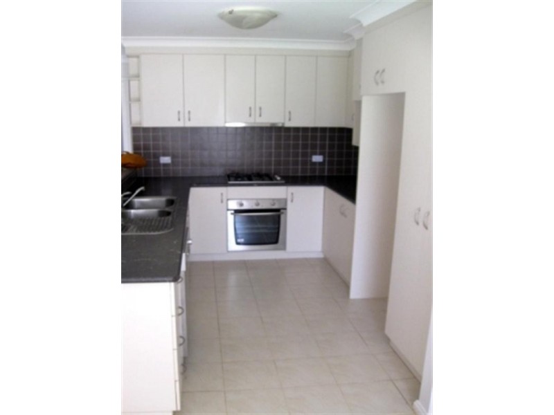 14 Allunga Street, Glenfield Park NSW 2650