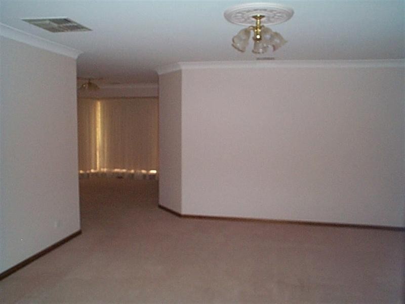 24 Kimberley Drive, Tatton NSW 2650