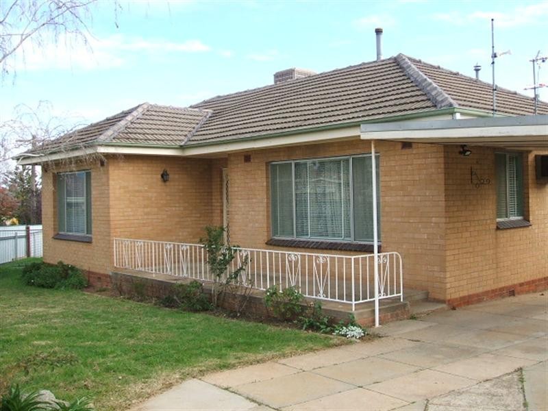 26 Nilma Street, Mount Austin NSW 2650