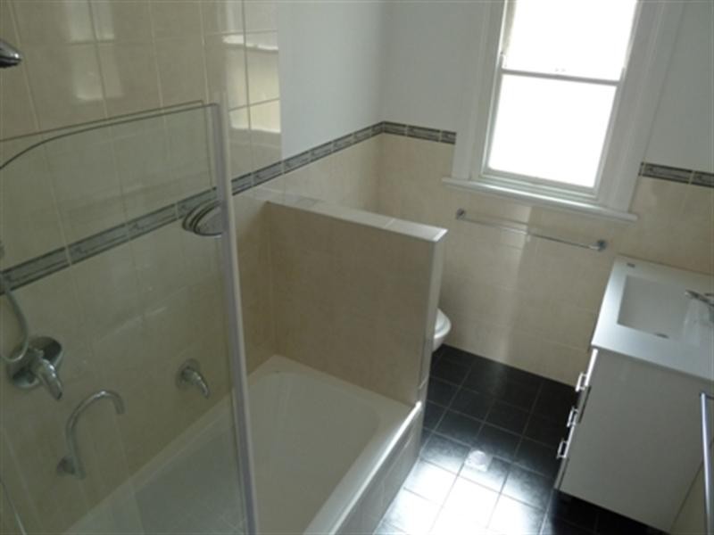 3 Heydon Avenue, Turvey Park NSW 2650