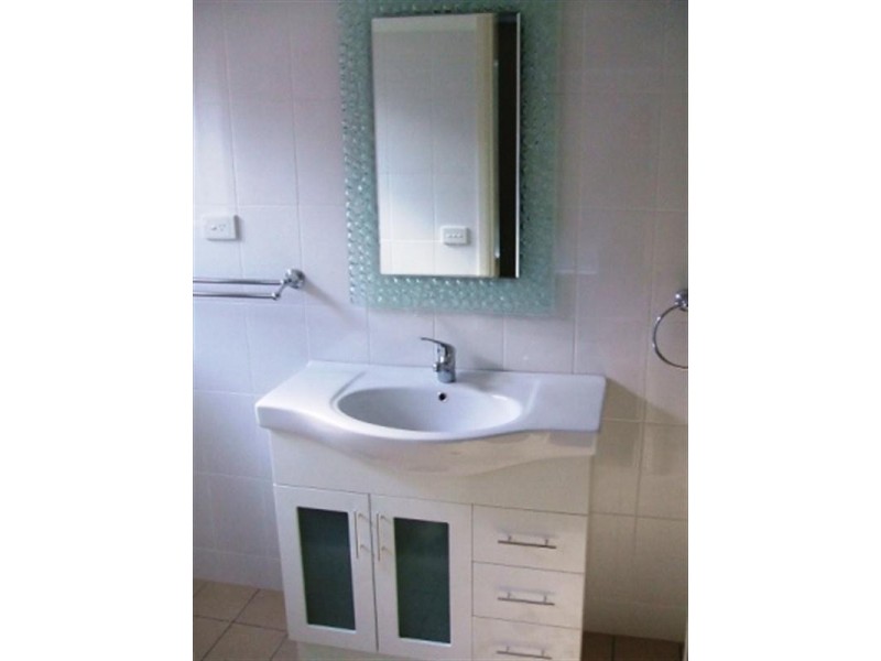 1/7 Kimberley Drive, Tatton NSW 2650