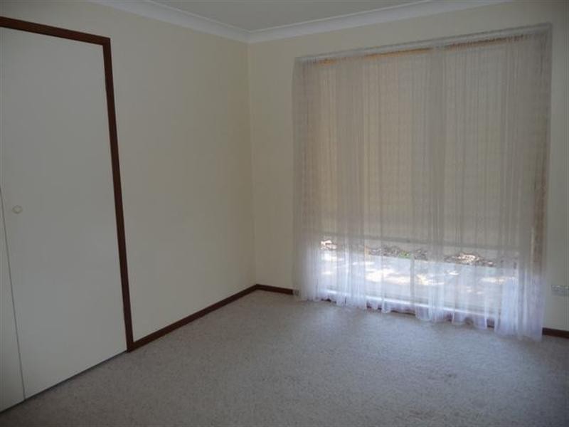 48 Pugsley Avenue, Estella NSW 2650