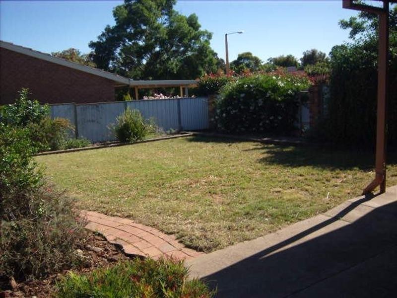 48 Pugsley Avenue, Estella NSW 2650