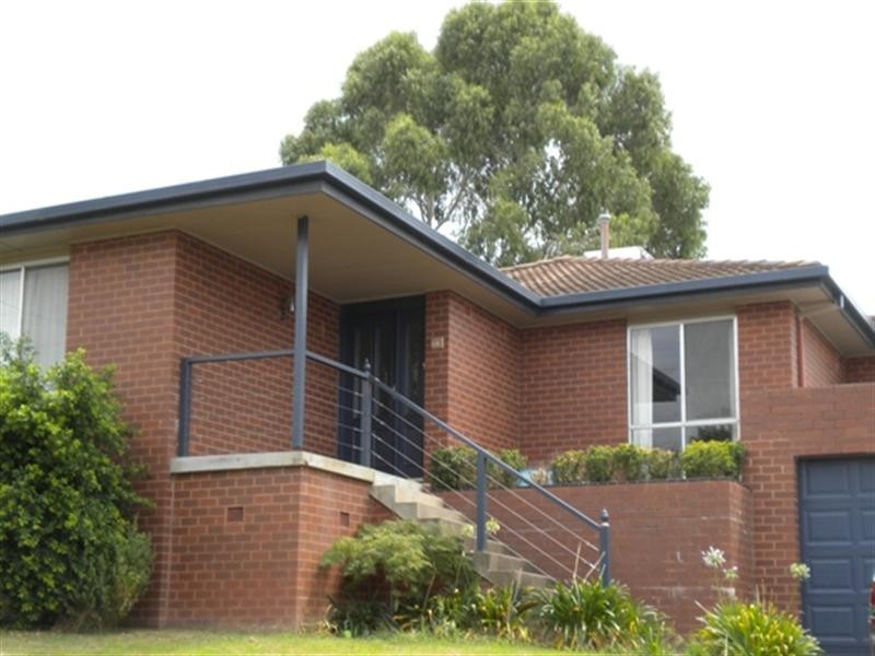 73 Red Hill Road, Kooringal NSW 2650