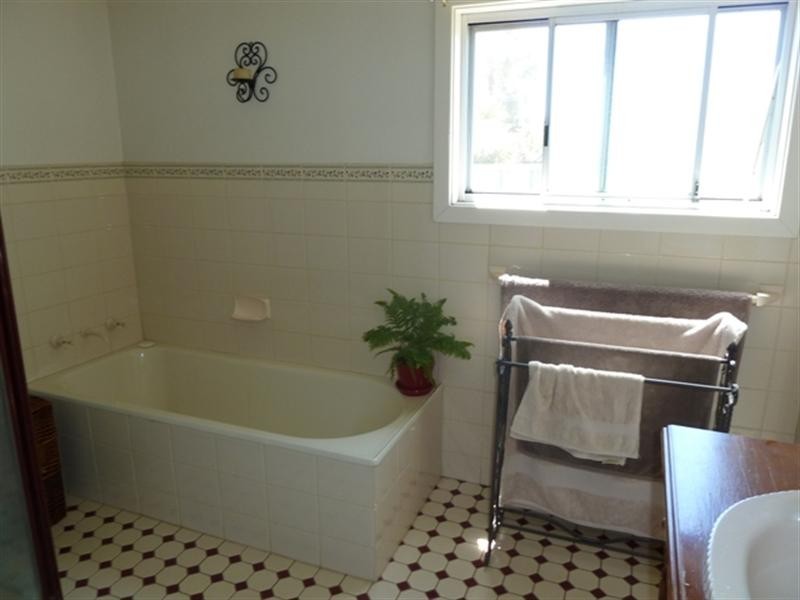 64 Bourke Street, Wagga Wagga NSW 2650