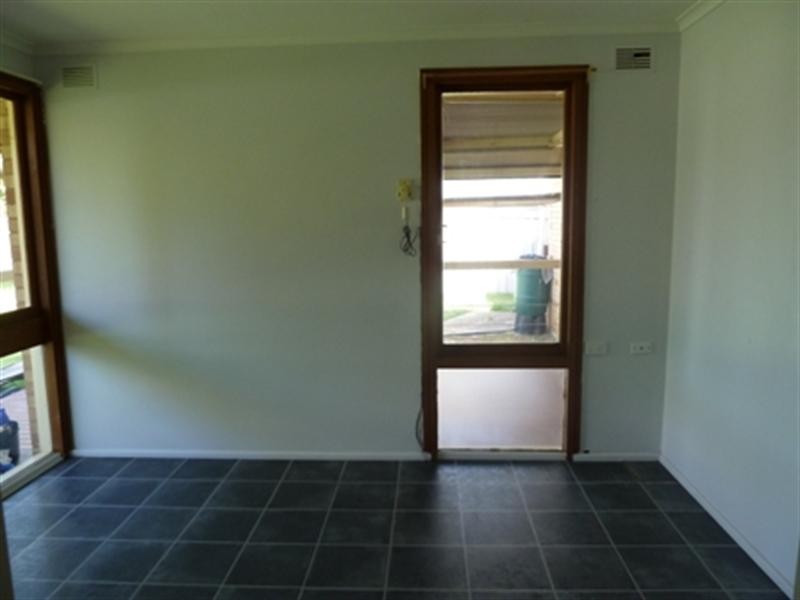 16 Mumford Street, Ashmont NSW 2650