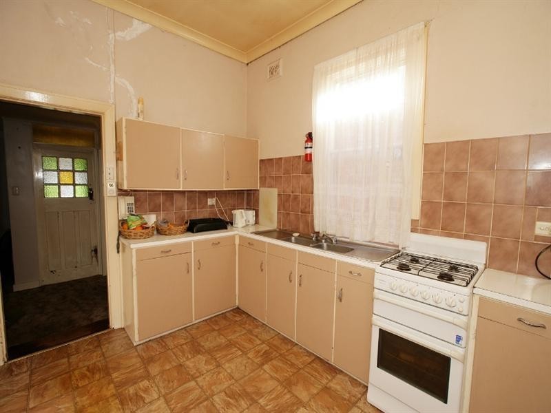 66 Peter Street, Wagga Wagga NSW 2650