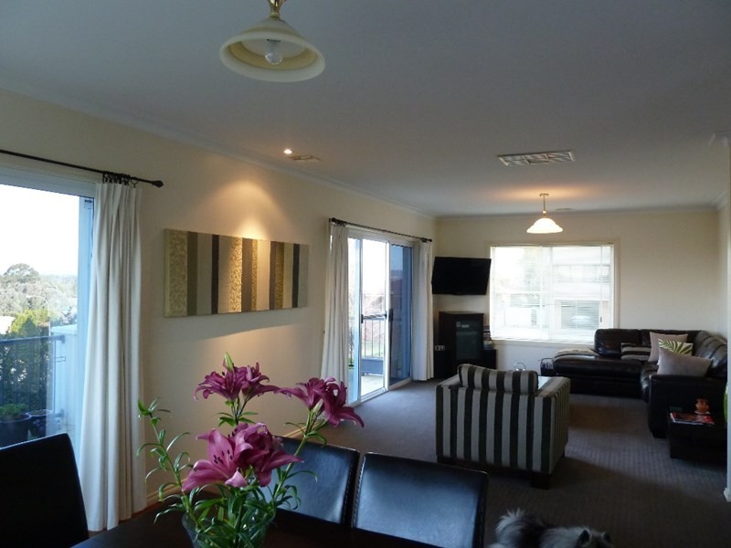 56B Simkin Crescent, Wagga Wagga NSW 2650