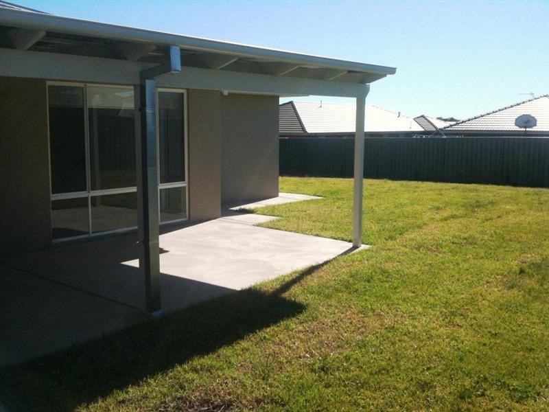 12 Hazelwood Drive, Forest Hill NSW 2651