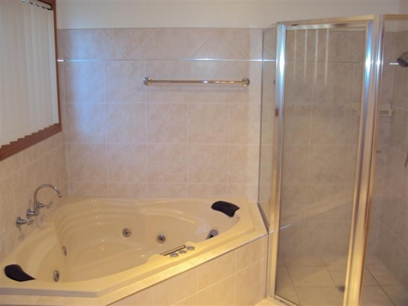 18 Patamba Street, Wagga Wagga NSW 2650