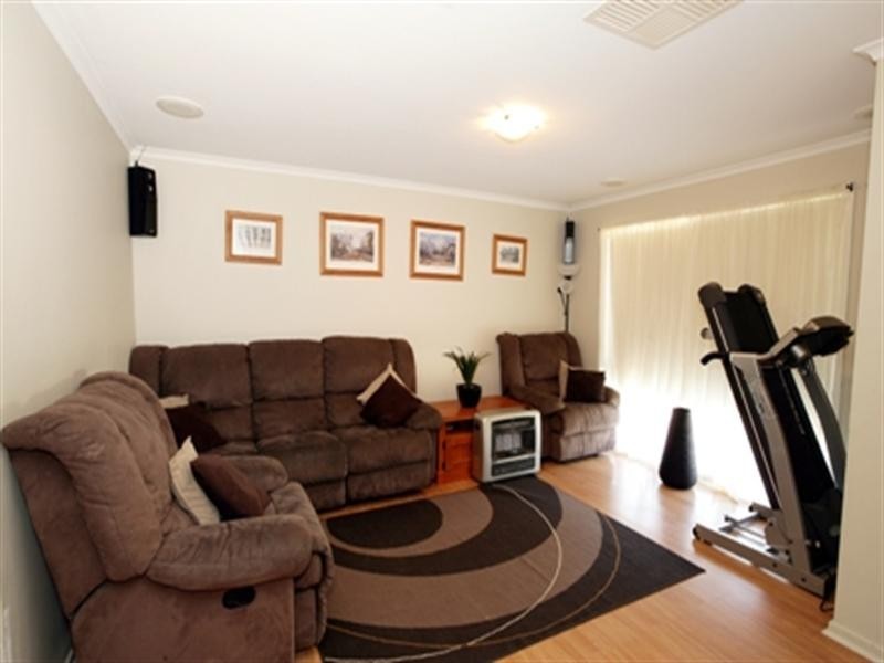 10 Crisp Drive, Wagga Wagga NSW 2650