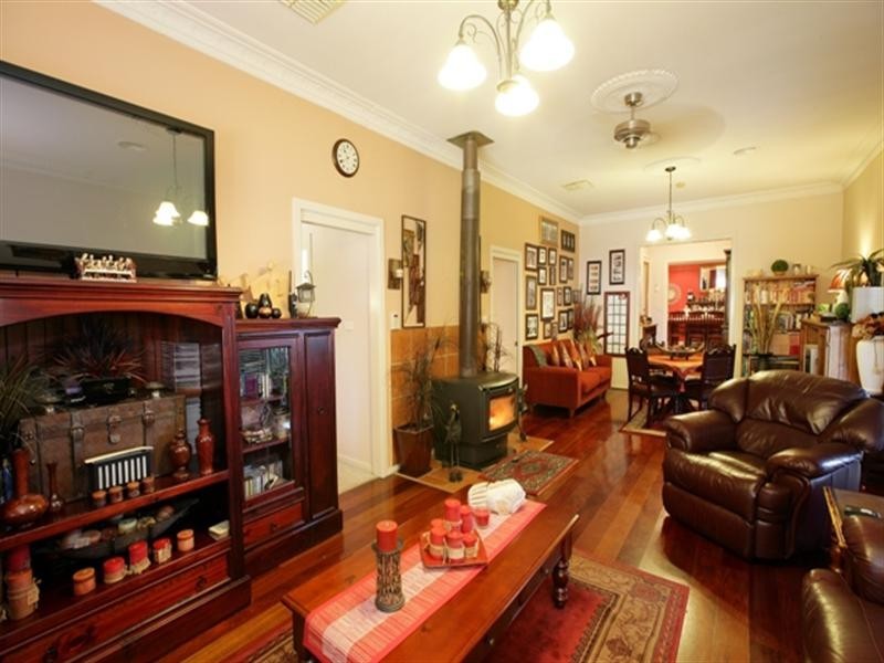 82 Allonby Avenue, Forest Hill NSW 2651