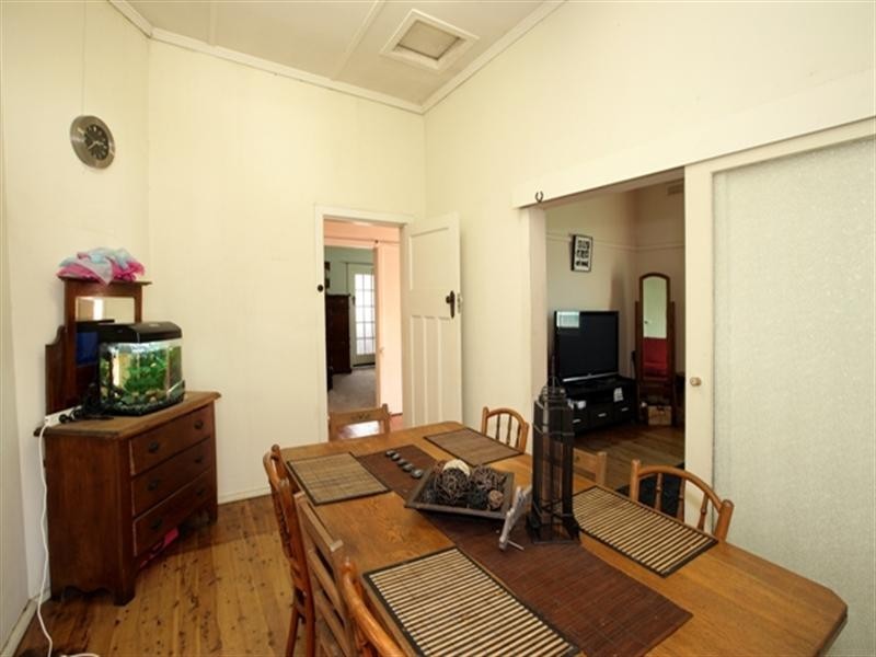 13 Edmondson Street, Wagga Wagga NSW 2650