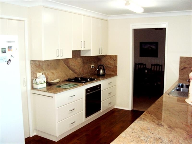 30 Henwood Avenue, Kooringal NSW 2650